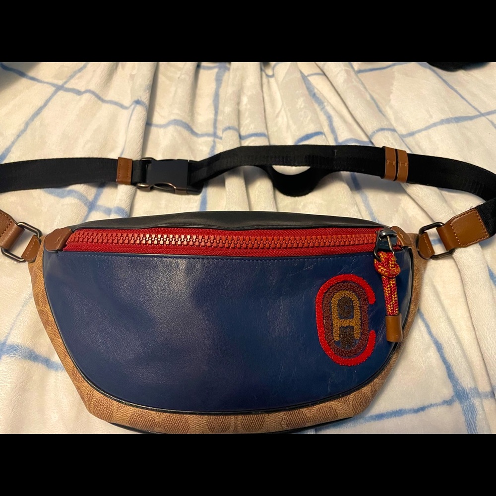 Coach body bag